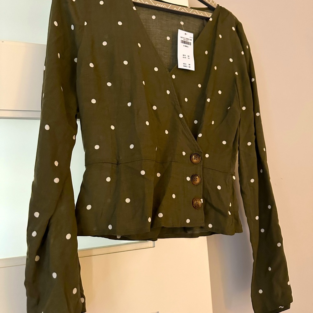 Abercrombie and Fitch polkadot Blouse